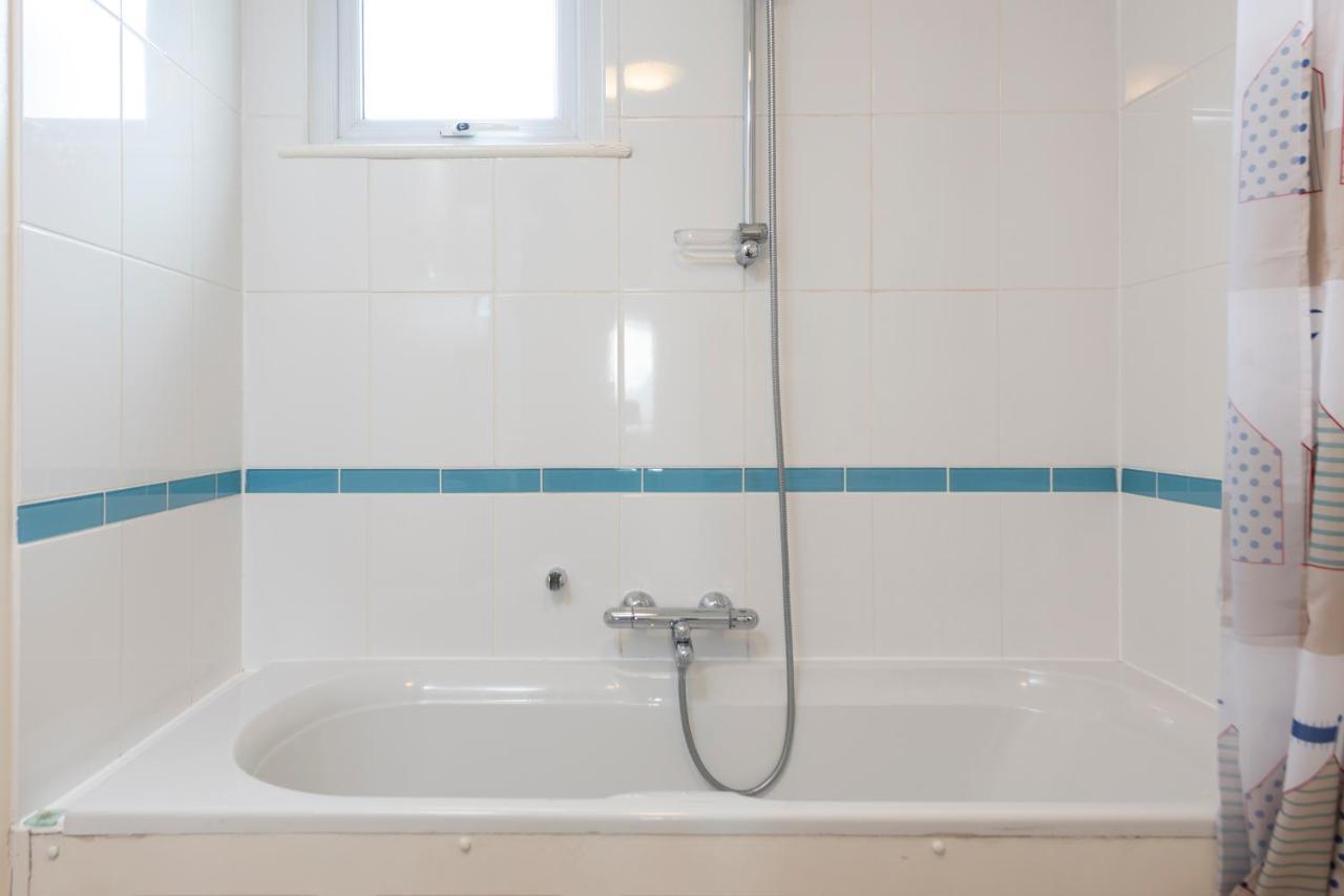 Waves Apartment, St Ives Ngoại thất bức ảnh